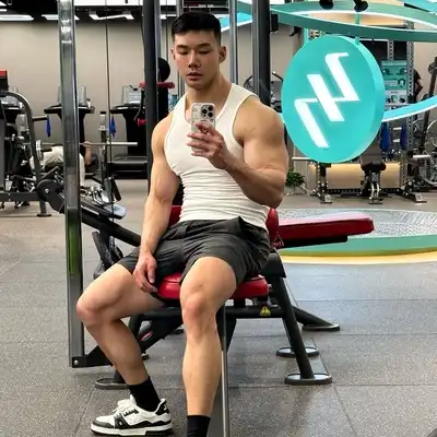 邹怡志